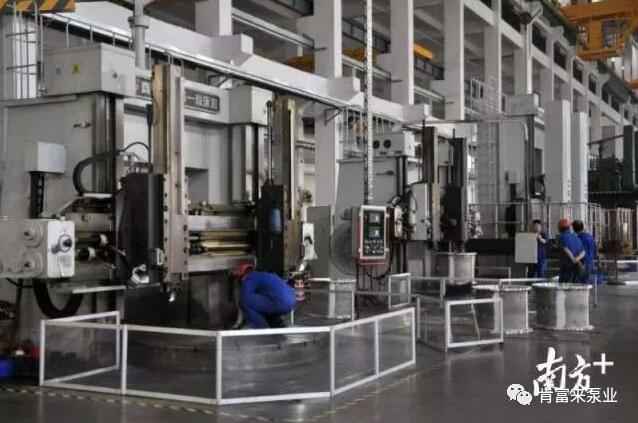 65年来,星空网页版登录页面入口-星空online(中国)一直专注于泵领域的研究和应用,图为星空网页版登录页面入口-星空online(中国)车间